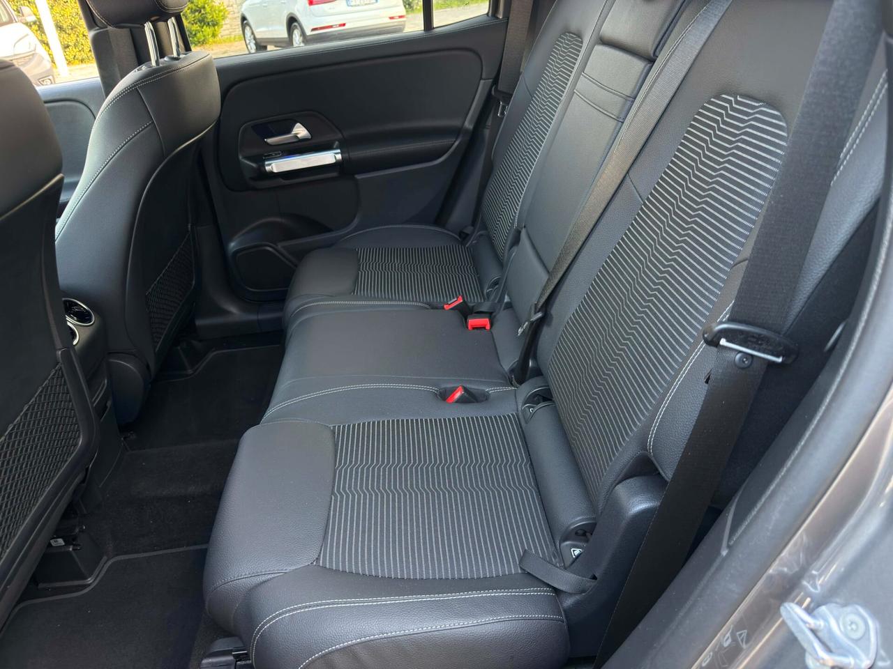 Mercedes-benz GLB 180 d Automatic Sport