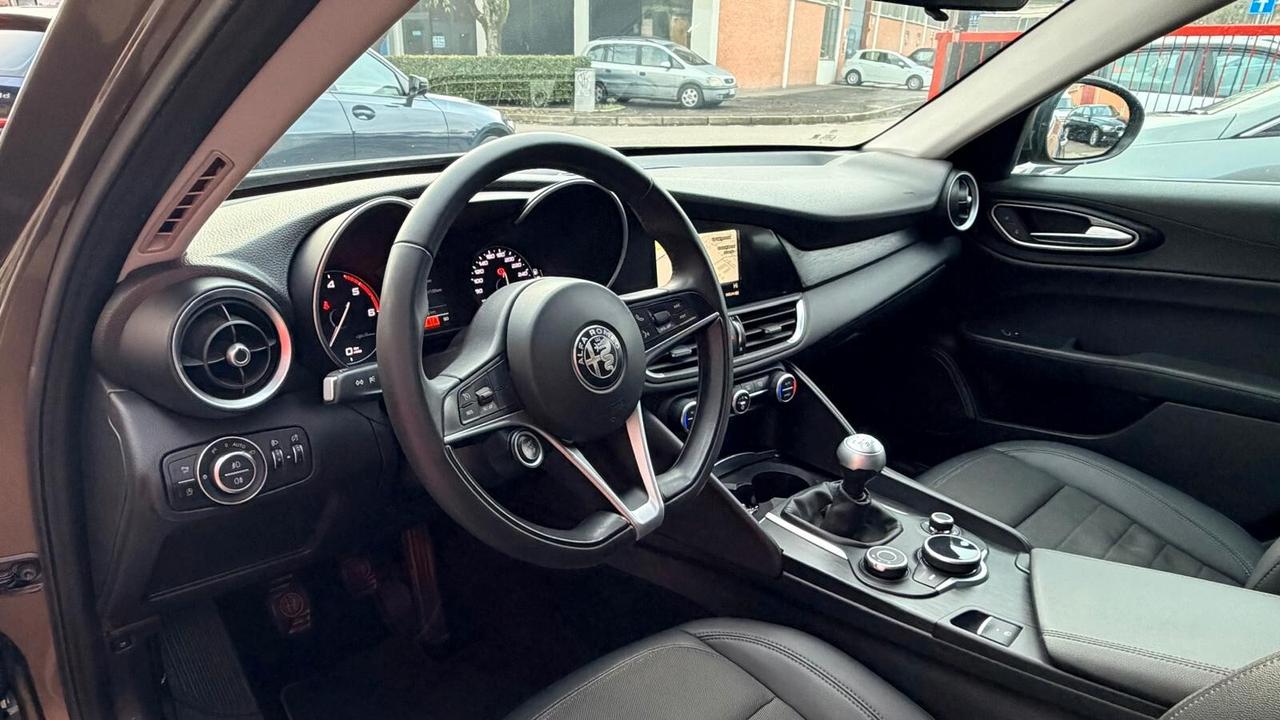 Alfa Romeo Giulia 2.2 Turbodiesel 150 CV Super