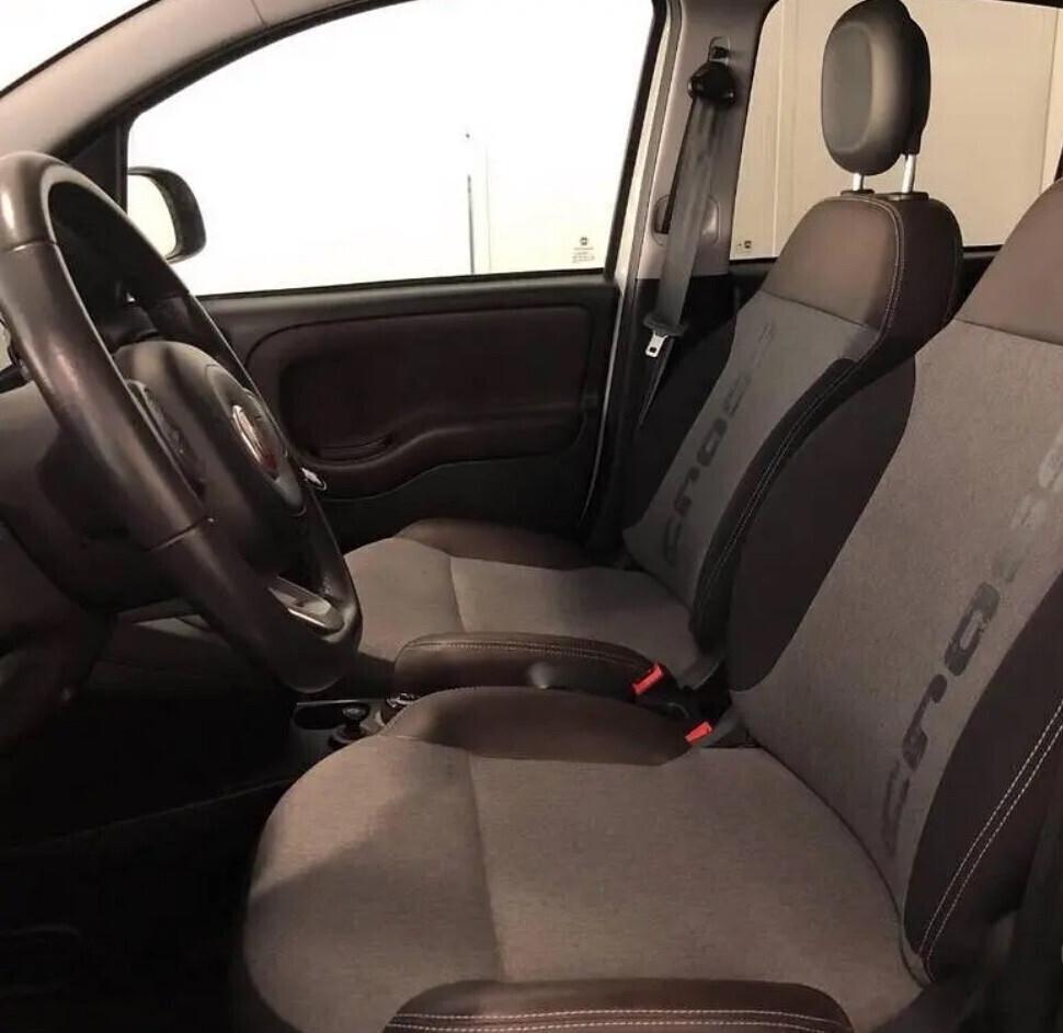 Solo da QUALITYCARS PESCARA Fiat Panda 1.0 FireFly S&S Hybrid City Cross