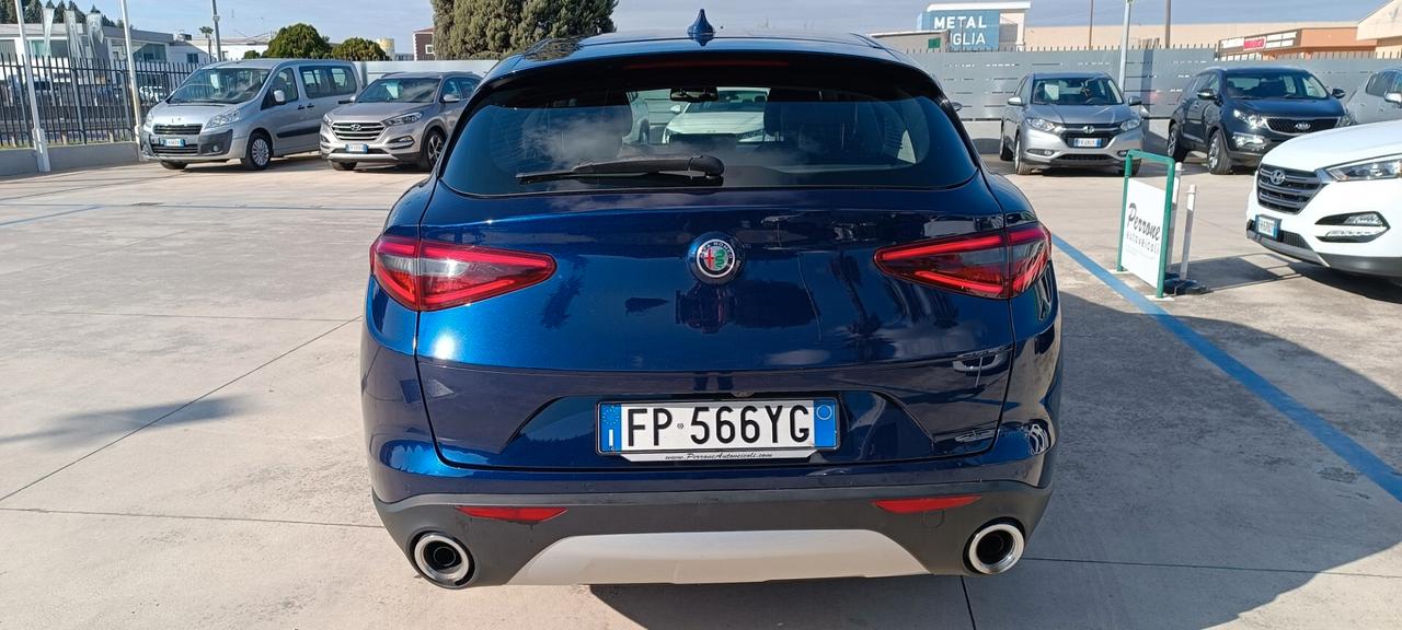 Alfa Romeo Stelvio 2.2 Turbodiesel 180 CV AT8 Q4 Executive