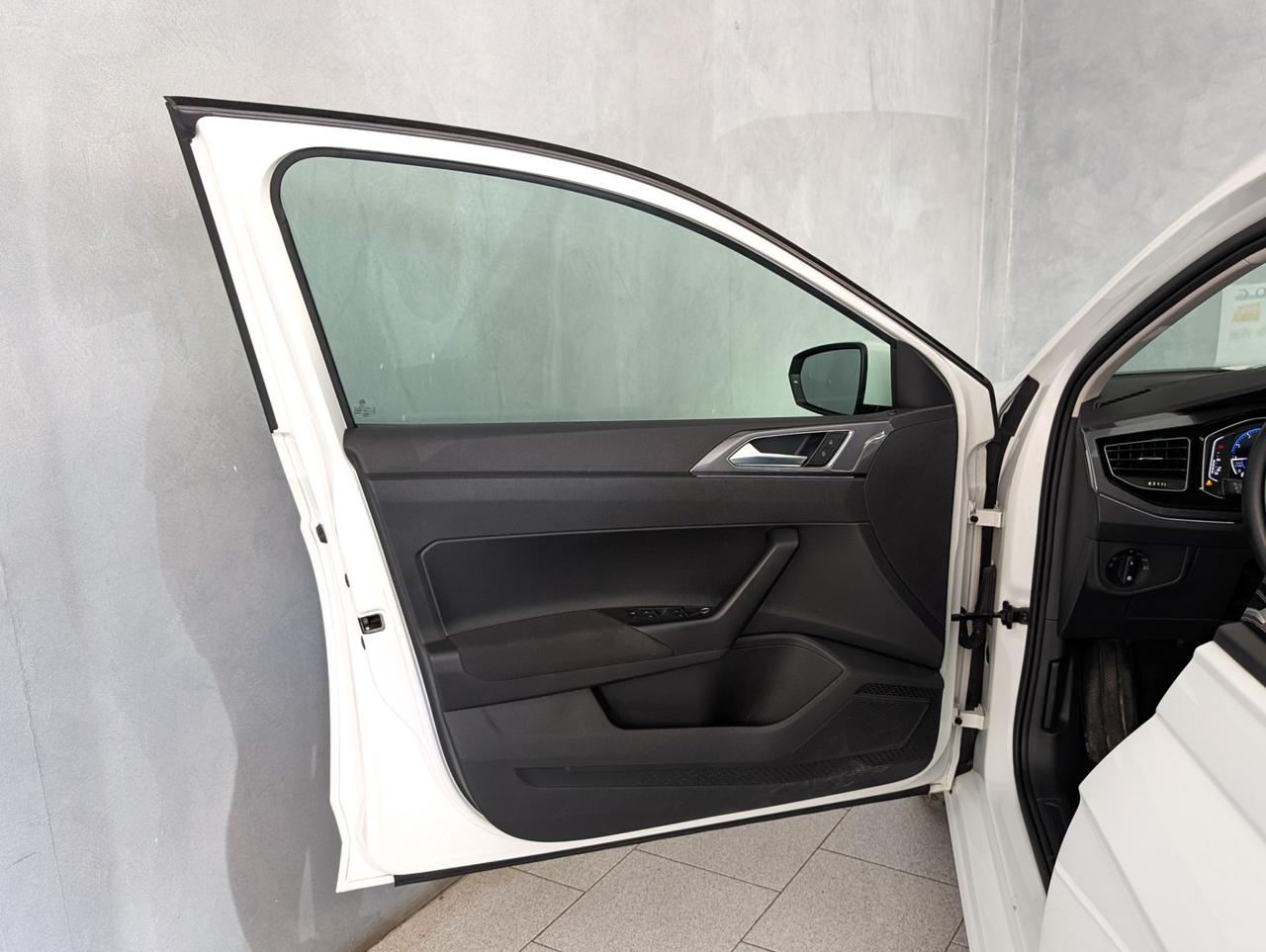 Volkswagen polo vi 1.0 TSI 95cv DSG Style