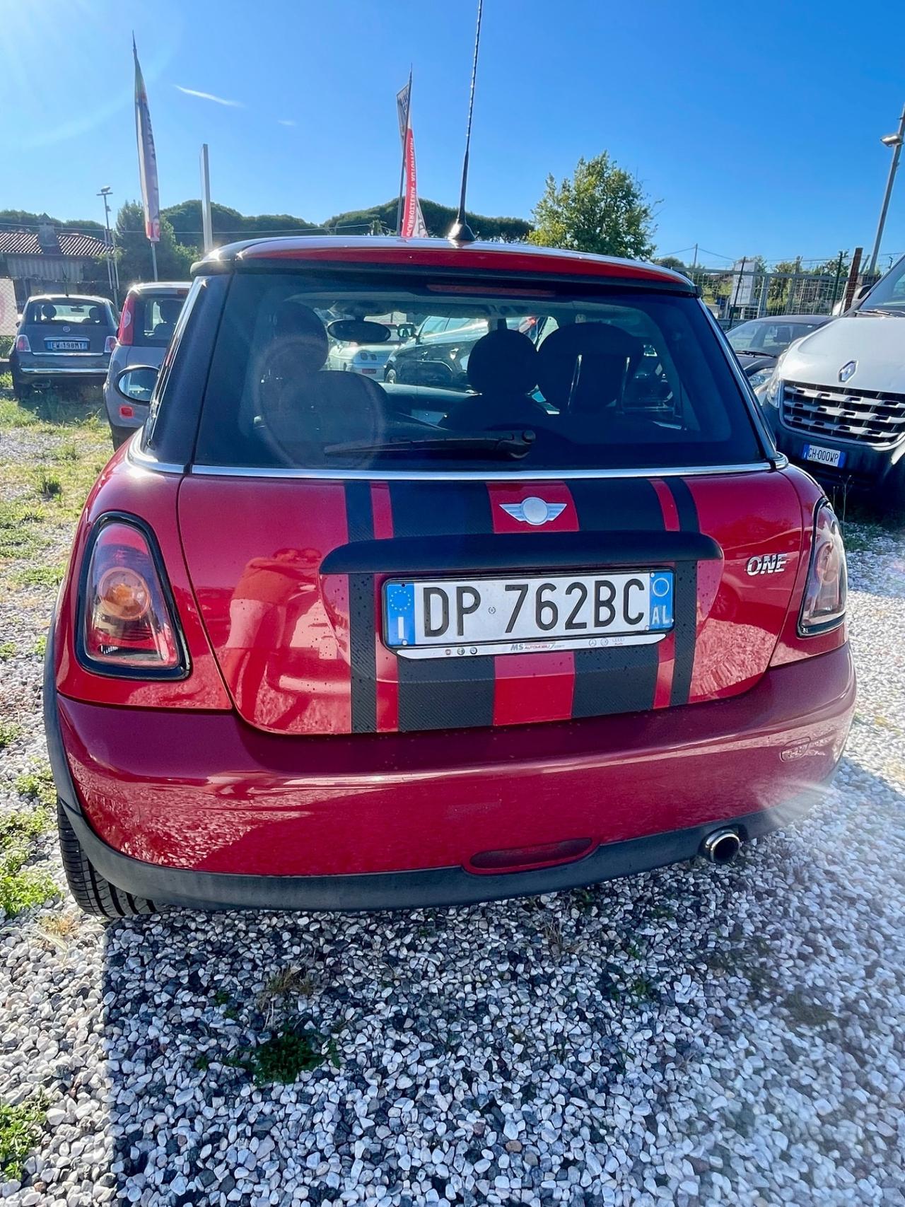 Mini 1.4 16V One Chili