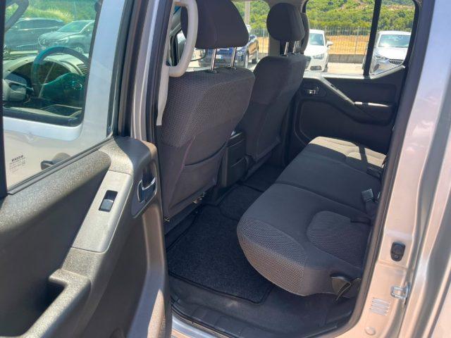 NISSAN Navara 2.5 dCi 4 porte Double Cab LE