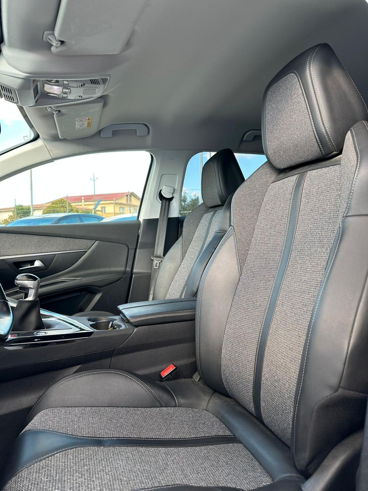 Peugeot 3008 BlueHDi 130 S&S Allure