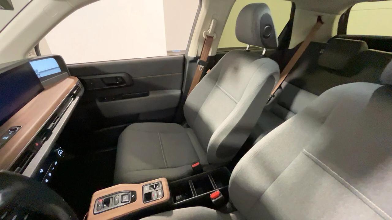 Honda e Advance 17