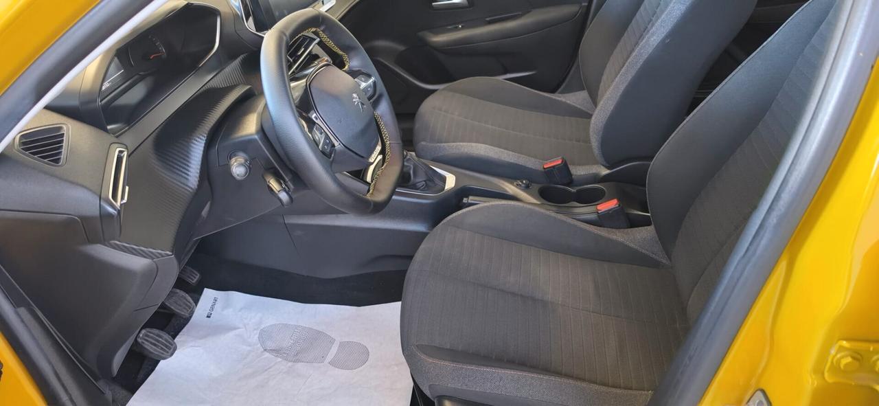 Peugeot 208 BlueHDi 100 Allure