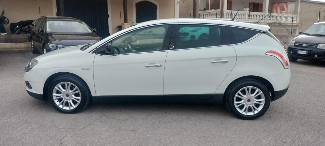 Lancia Delta 1.6 MJT DPF Gold