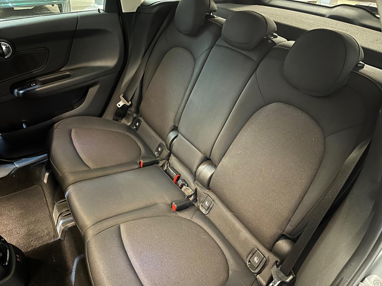 Mini Cooper Countryman 1.5 One D Business