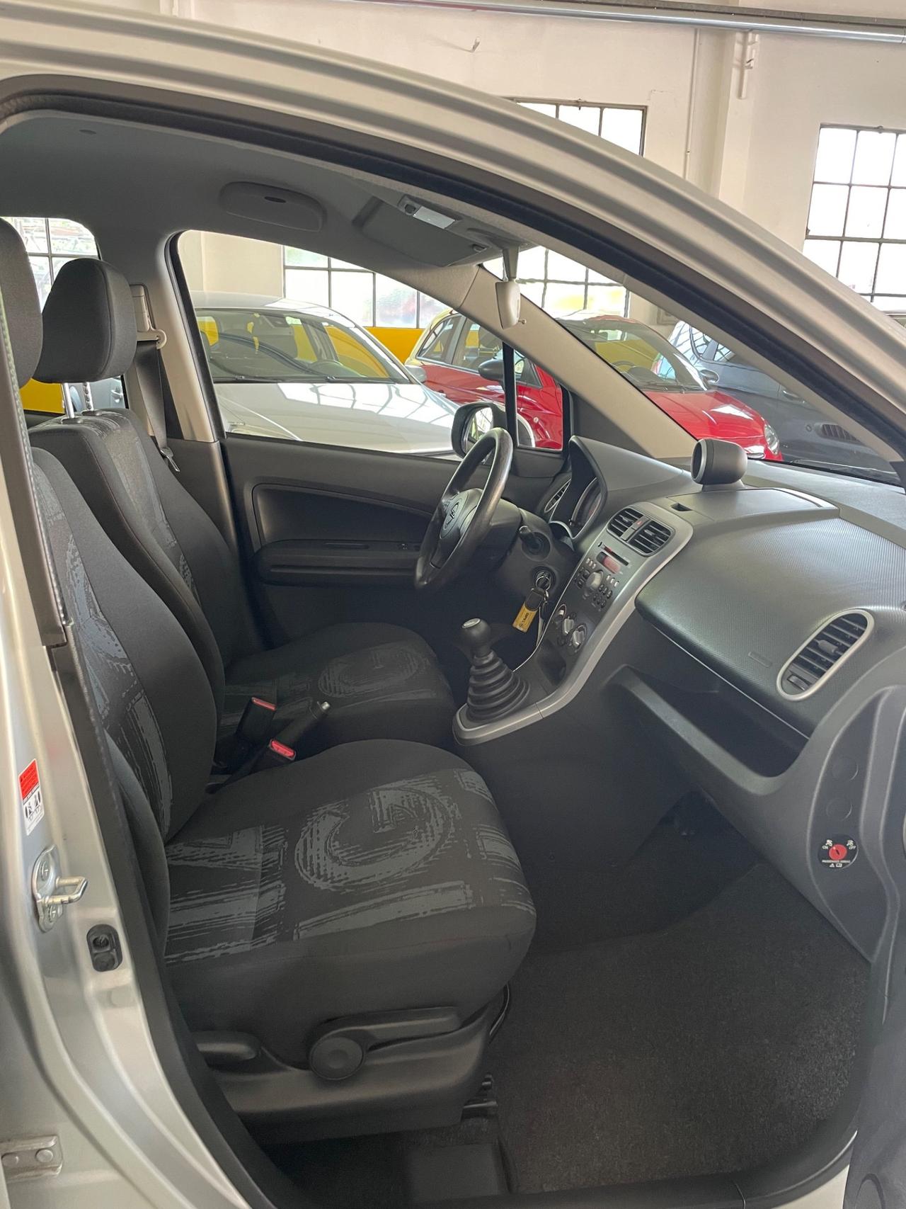 Opel Agila 1.0 12V 68 CV Elective