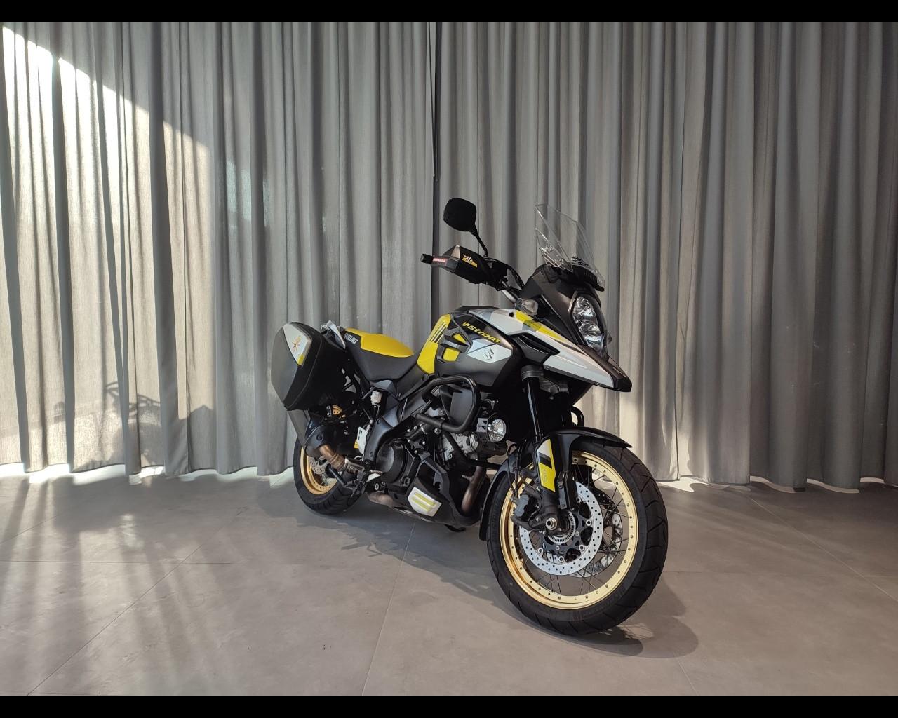 SUZUKI V Strom DL 1000 - ABS Globe Rider