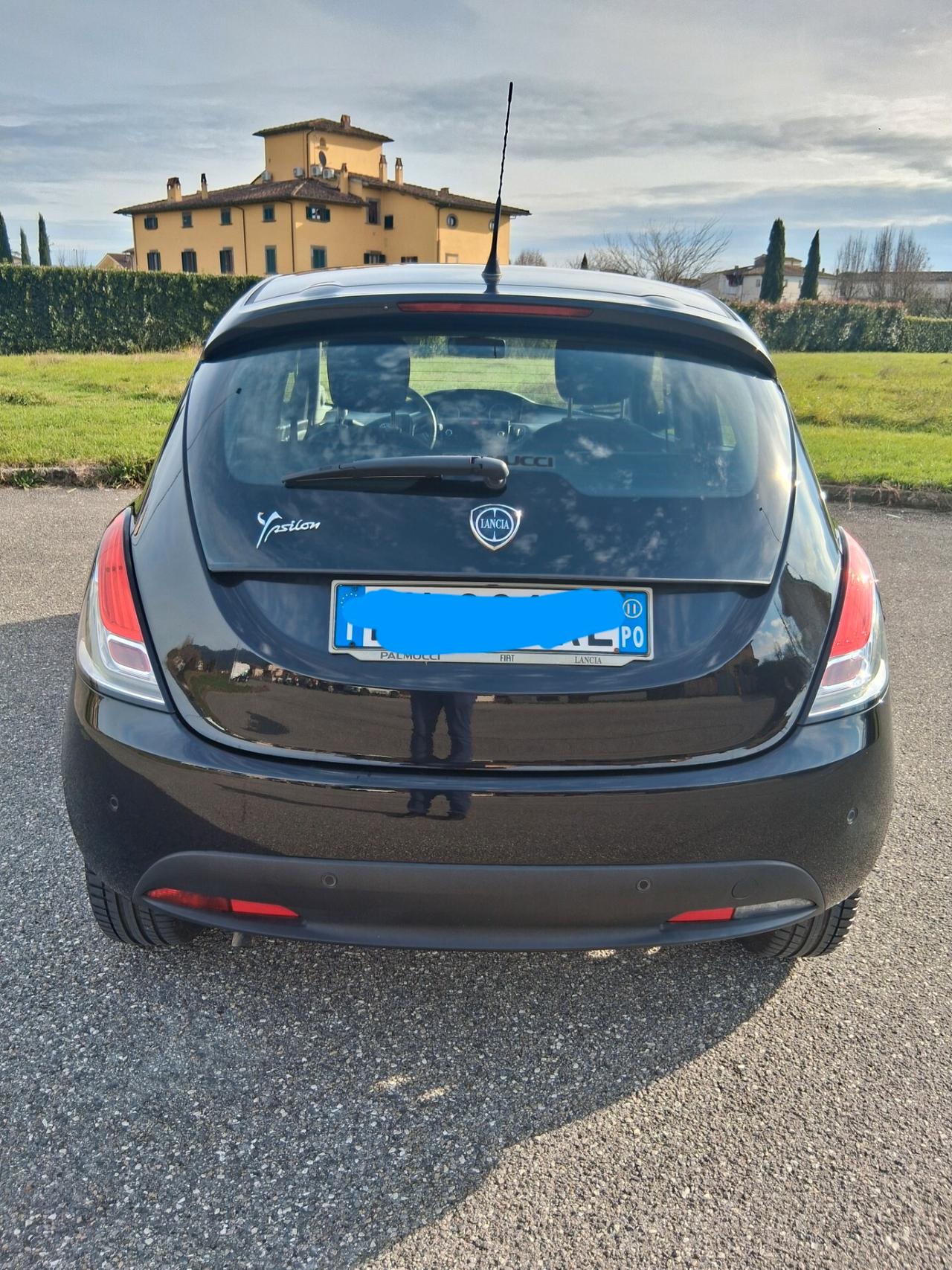Lancia Ypsilon 1.2 69 CV 5 porte S&S Gold