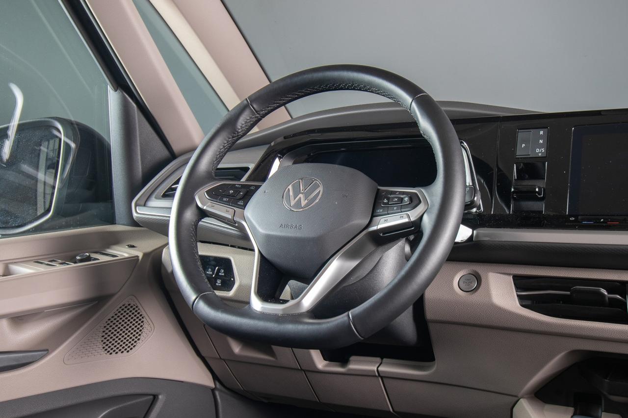 Volkswagen Multivan T7 2.0 Tdi Life 150cv Dsg 7p.