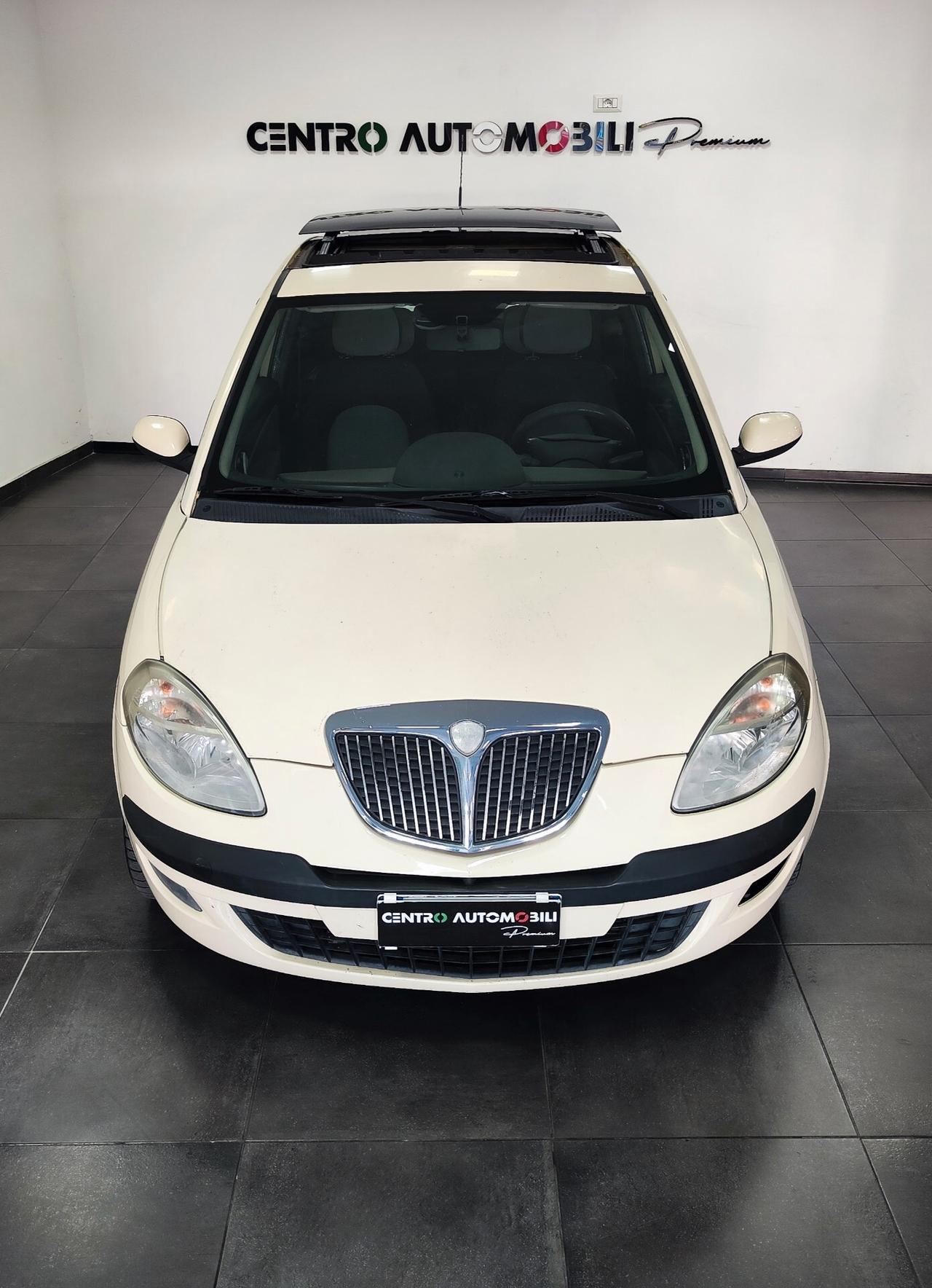 Lancia Ypsilon 1.2 16V Platino Tetto Apribile