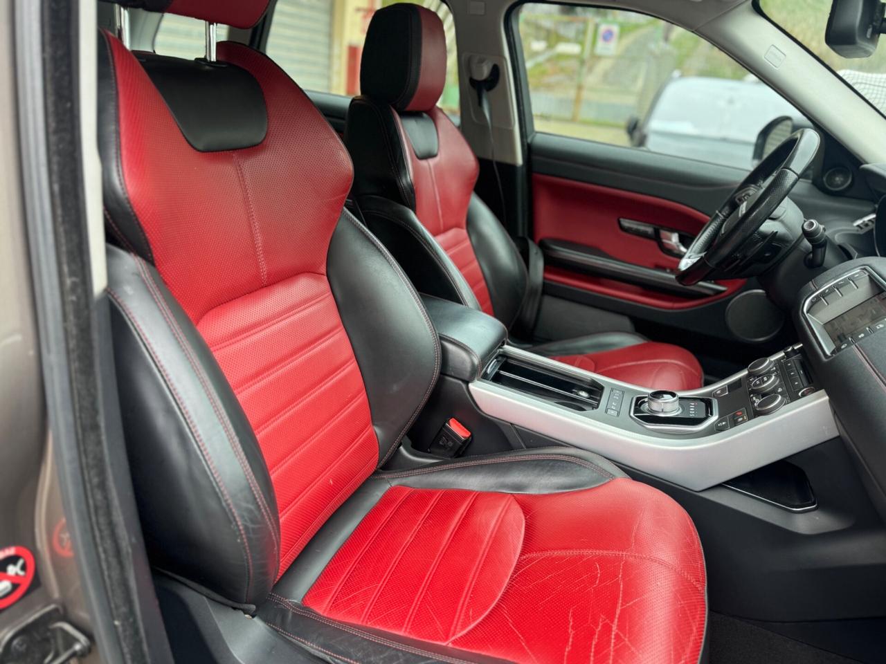 Land Rover Range Evoque 2.0 TD4 180 CV Coupé Autobiography