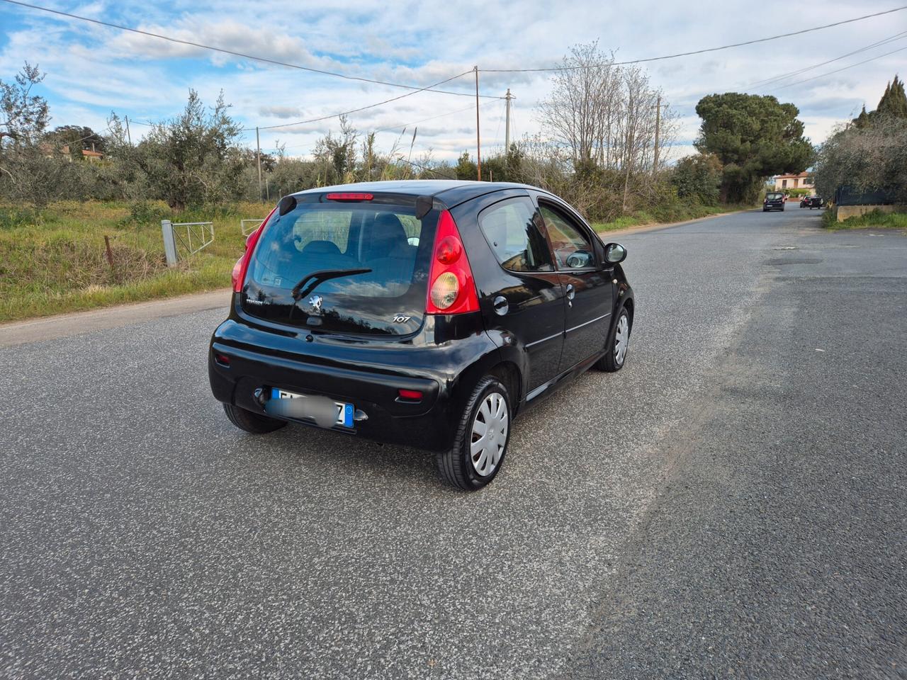 Peugeot 107 1.0 68CV 5p. Sweet Years