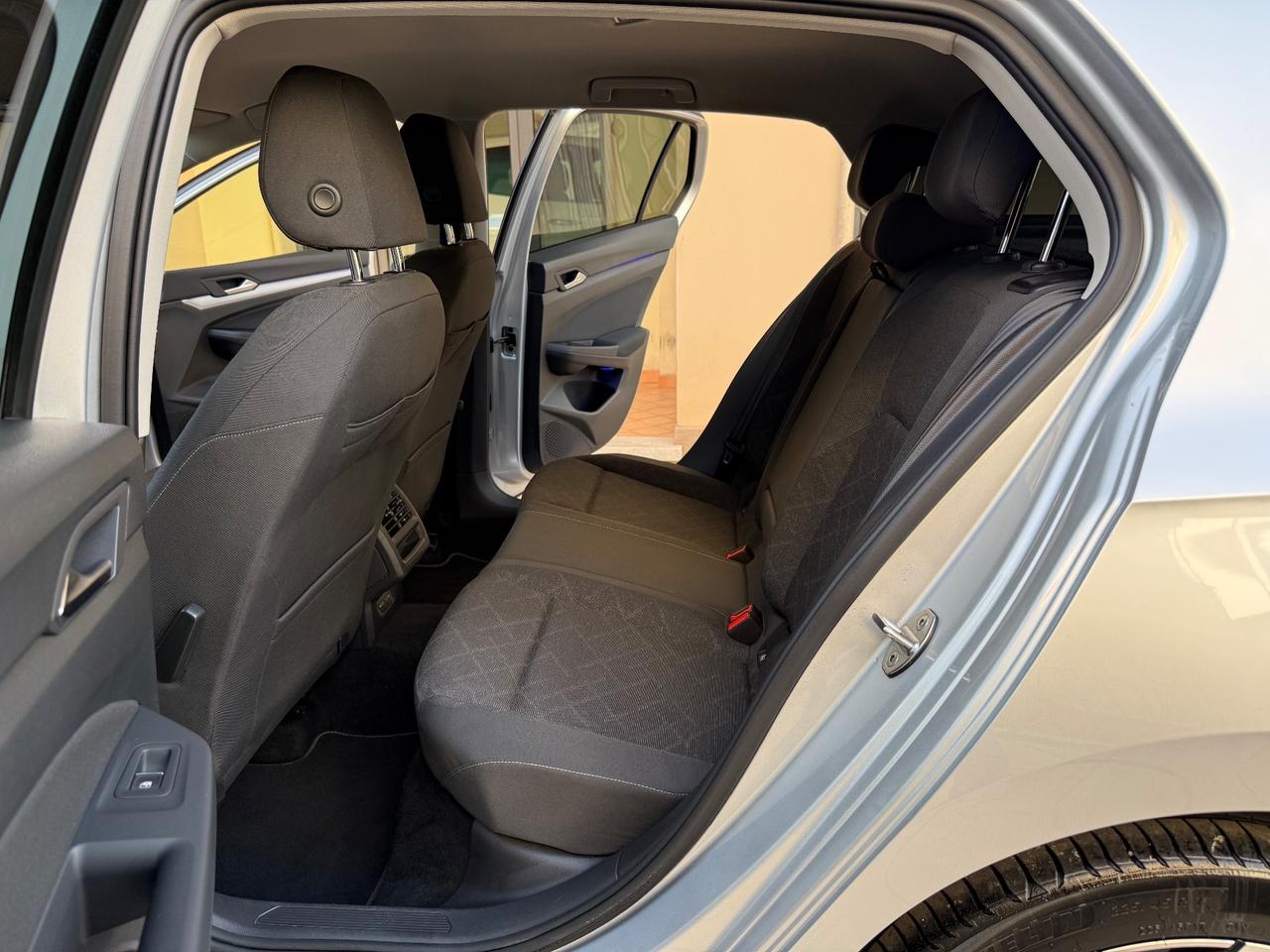 Volkswagen Golf 2.0 TDI 150 CV DSG SCR Style