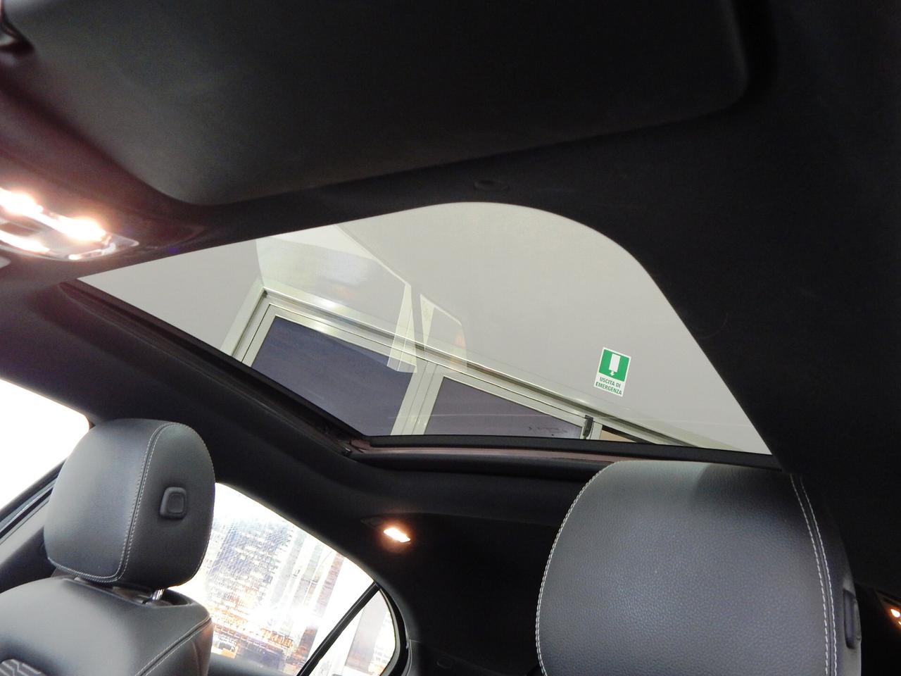 Mercedes-Benz A 180 d Sport Aut. TETTO-NAVI-PELLE-LED-XENON-KAMERA