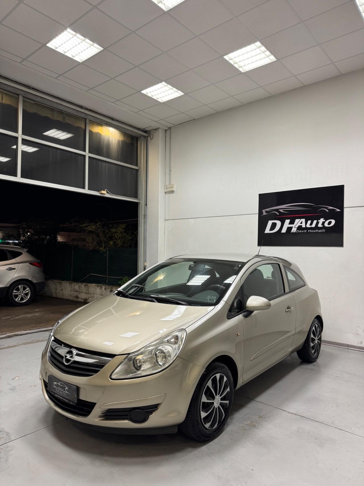Opel Corsa 1.2 3 porte Sport