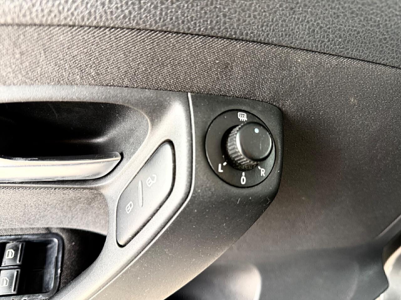 VW Polo 1.6 TDI 90CV AUTOMATICA DSG ANCHE NEOPATENTATI