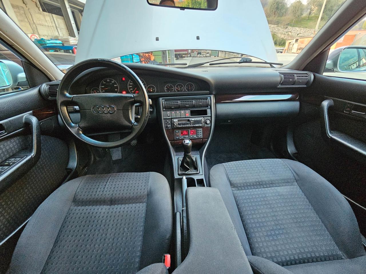 Audi A6 2.0 16V cat Avant quattro