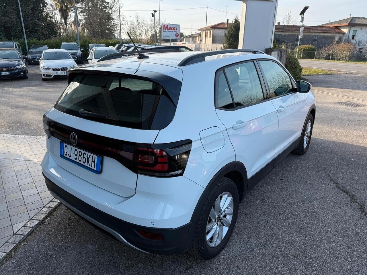 Volkswagen T-Cross 1.0 Benzina Cambio Automatico Neopatentati