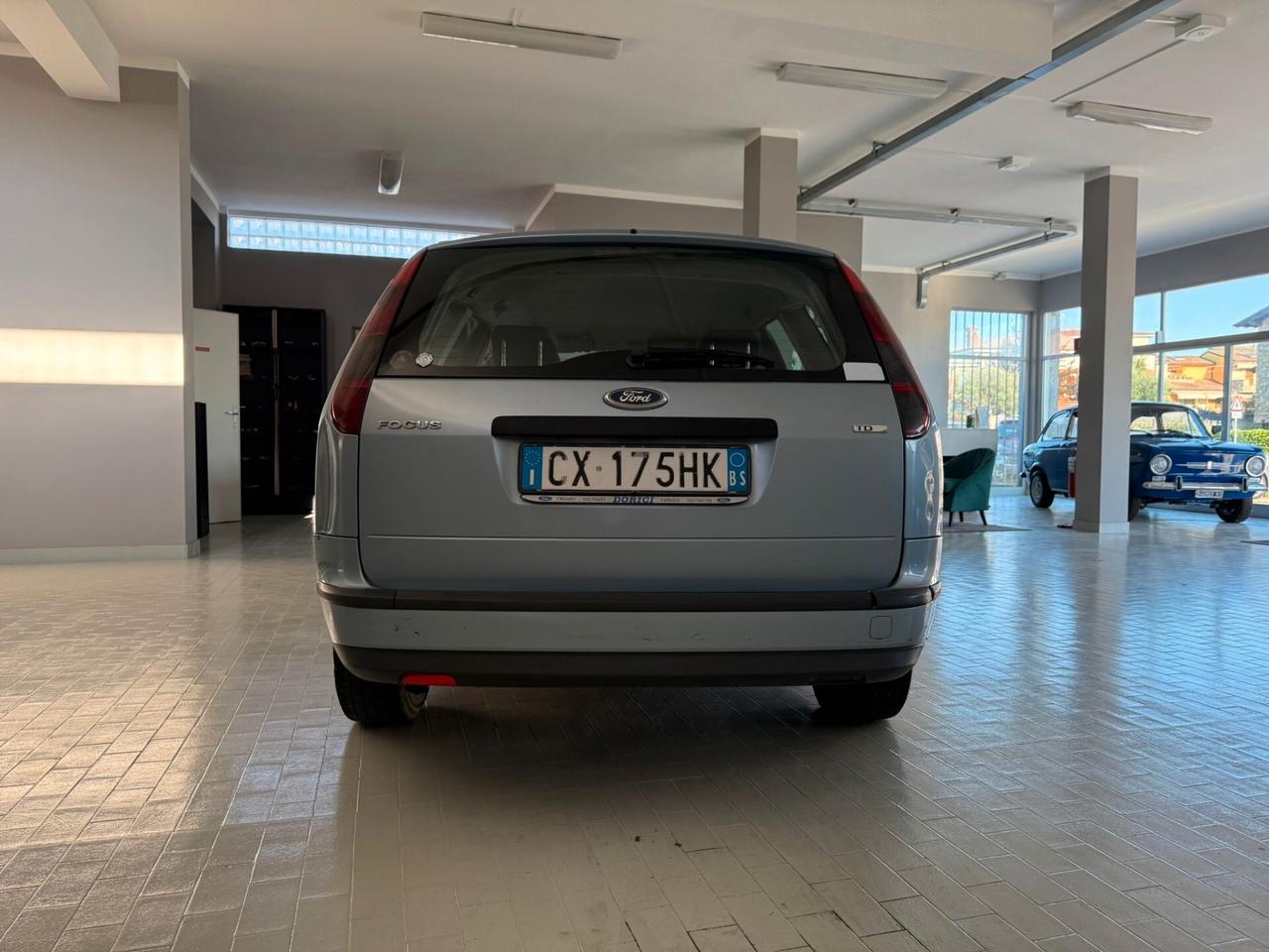 Ford Focus C-Max 1.6 TDCi (90CV) NEOPATENTATI