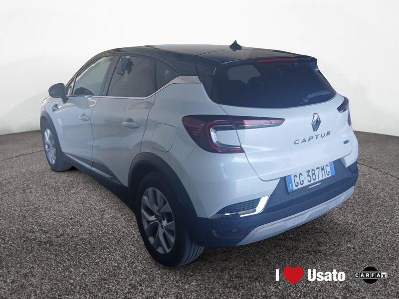 Renault Captur II 2019 1.6 E-Tech phev Intens 160cv auto my21