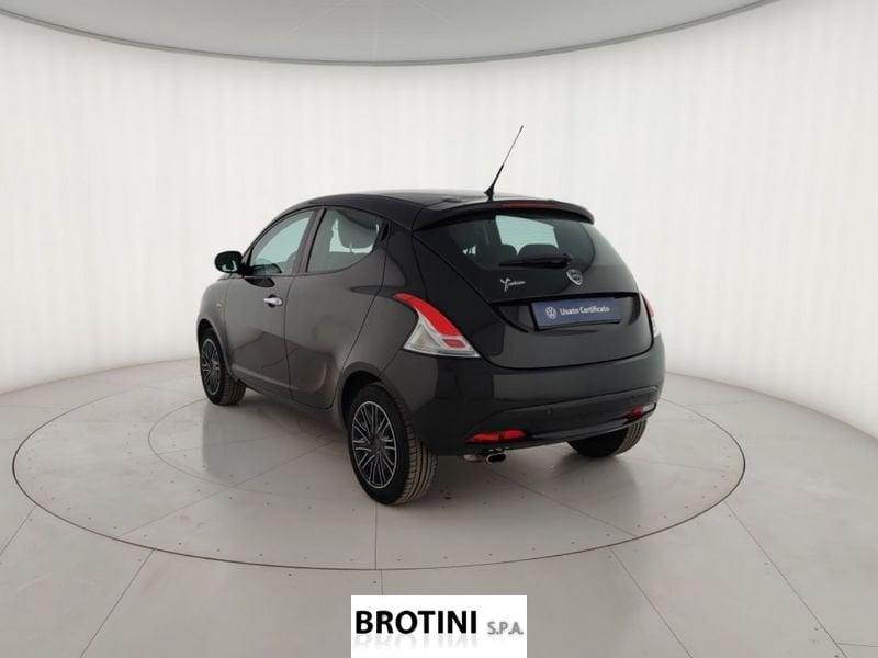 Lancia Ypsilon 1.2 69cv Start& Stop Gold