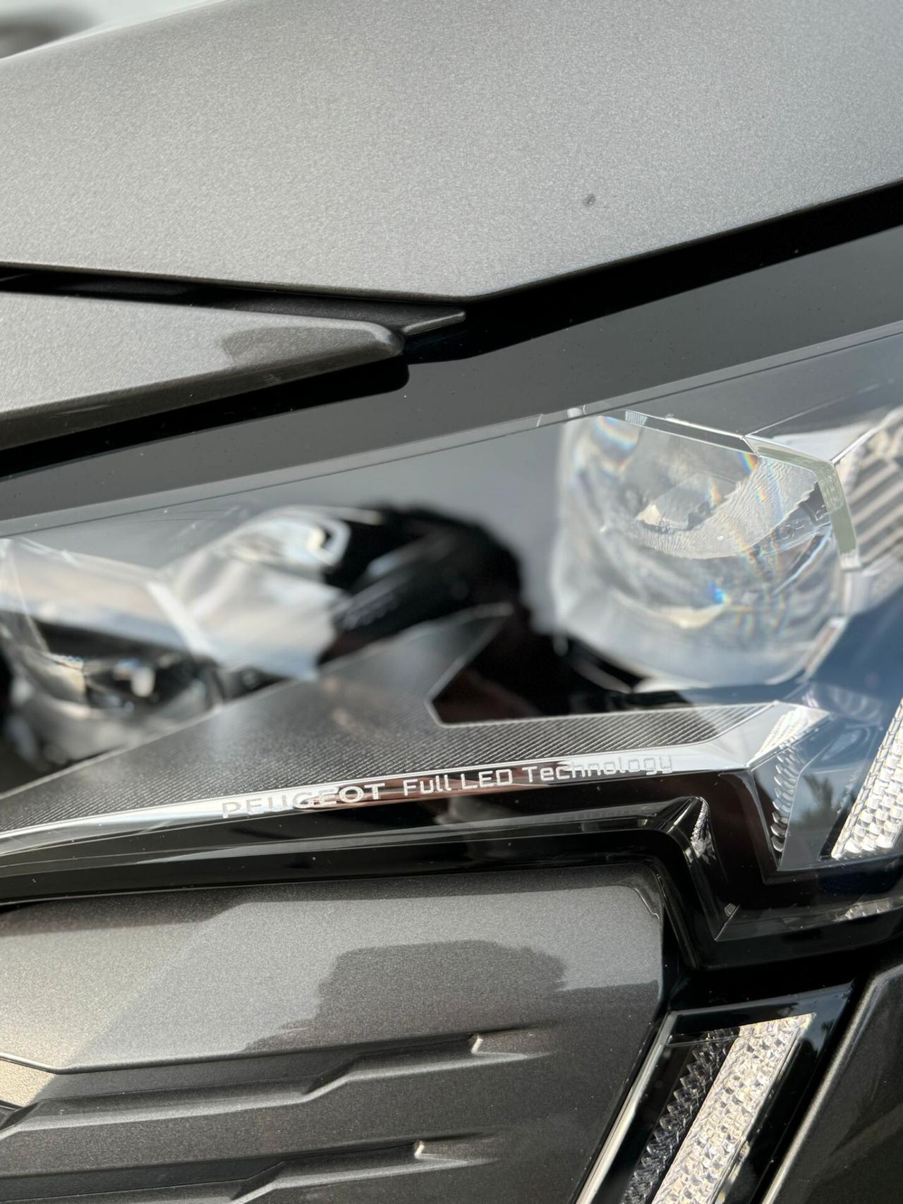 Peugeot 3008 BlueHDi 130 S&S EAT8 GT FULL OPTIONAL