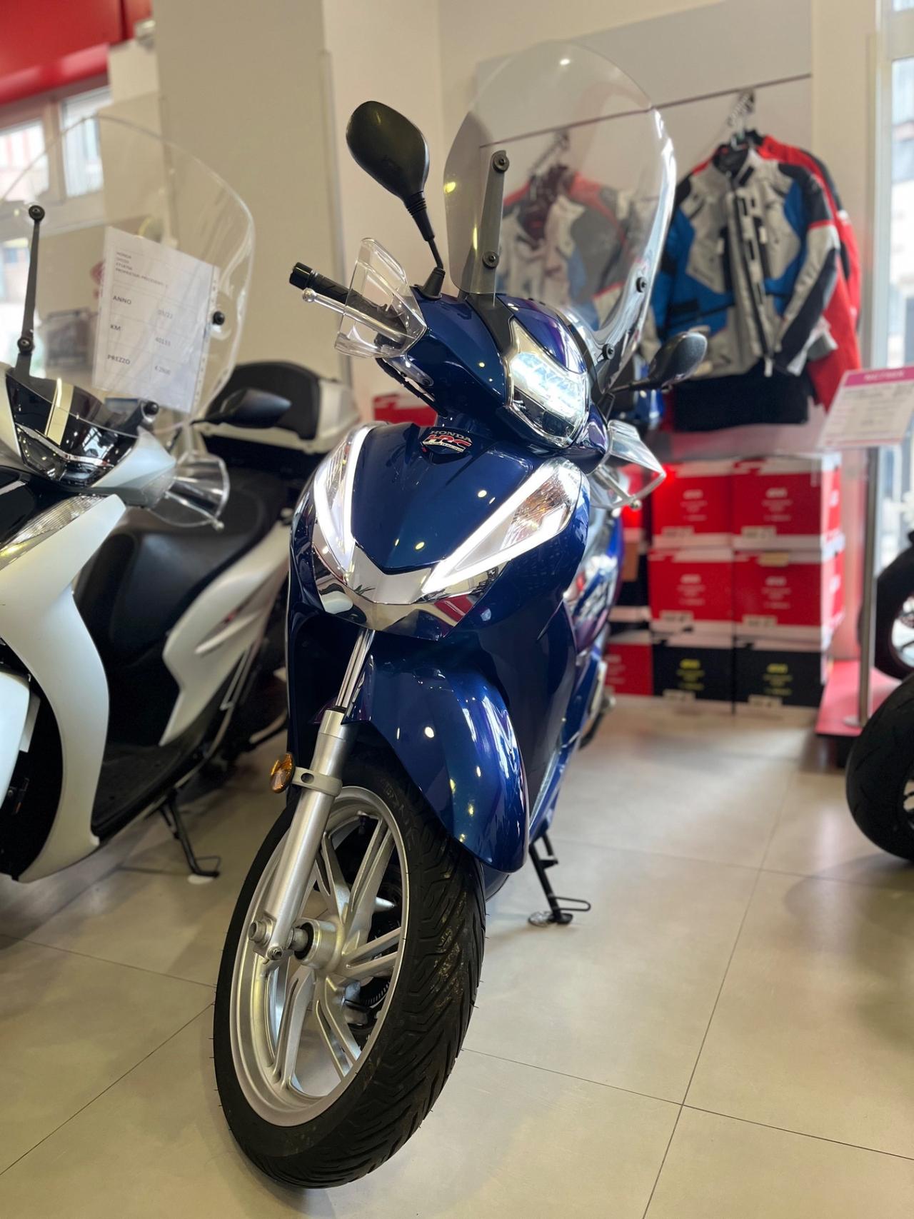 Honda SH 300 Scooter