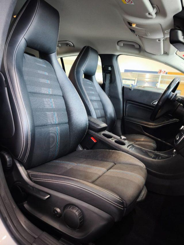 MERCEDES-BENZ CLA 200 d Shooting Brake Automatic Executive Lega Navi