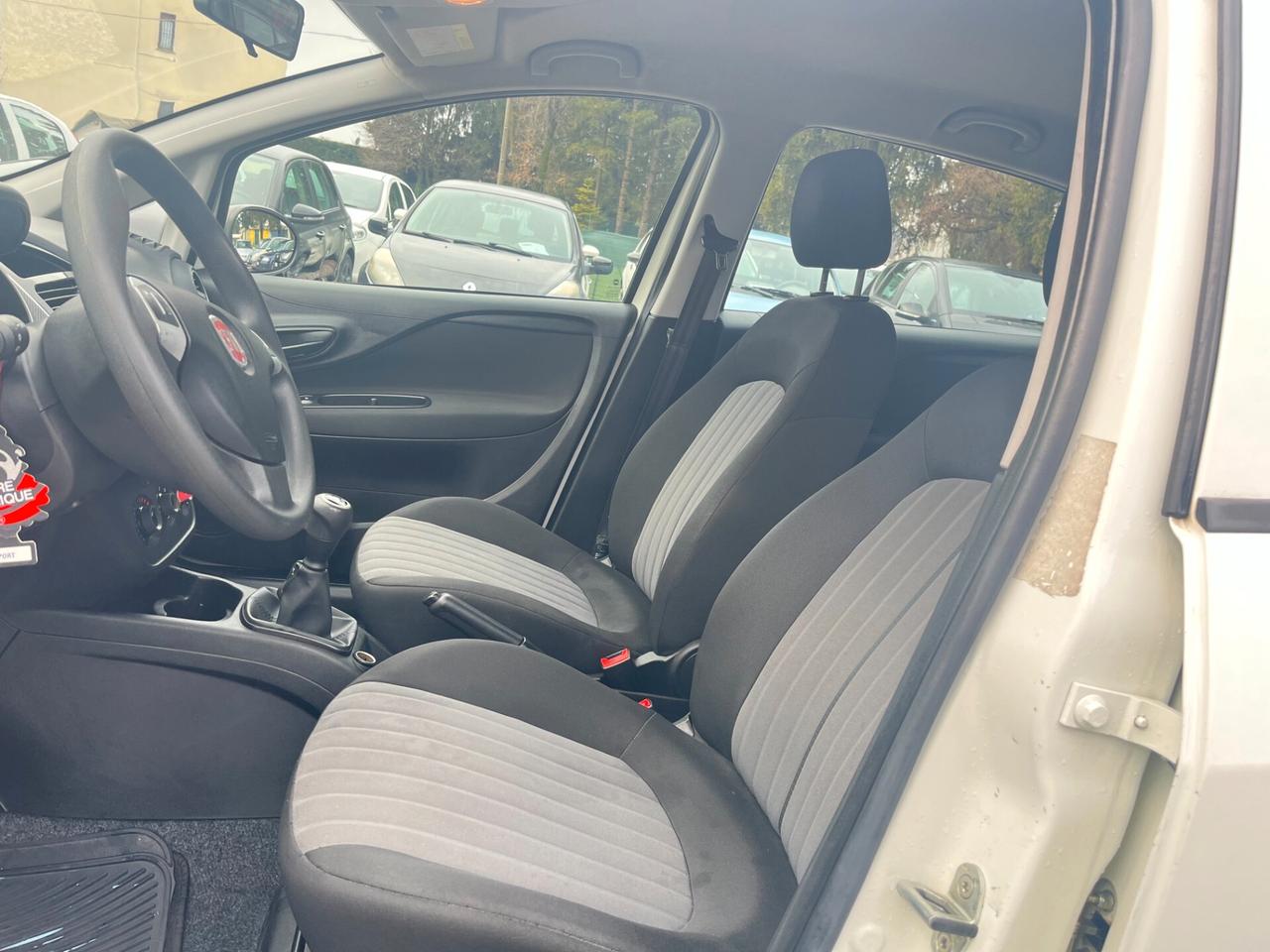 Fiat Punto 1.3 MJT II S&S 95 CV 5 porte Street