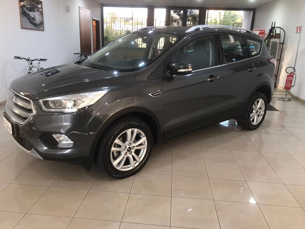 Ford Kuga 1.5 TDCI 120 CV S&S 2WD Business