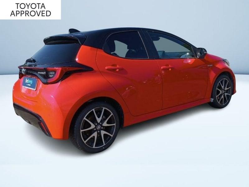 Toyota Yaris 1.5 HYBRID PREMIERE