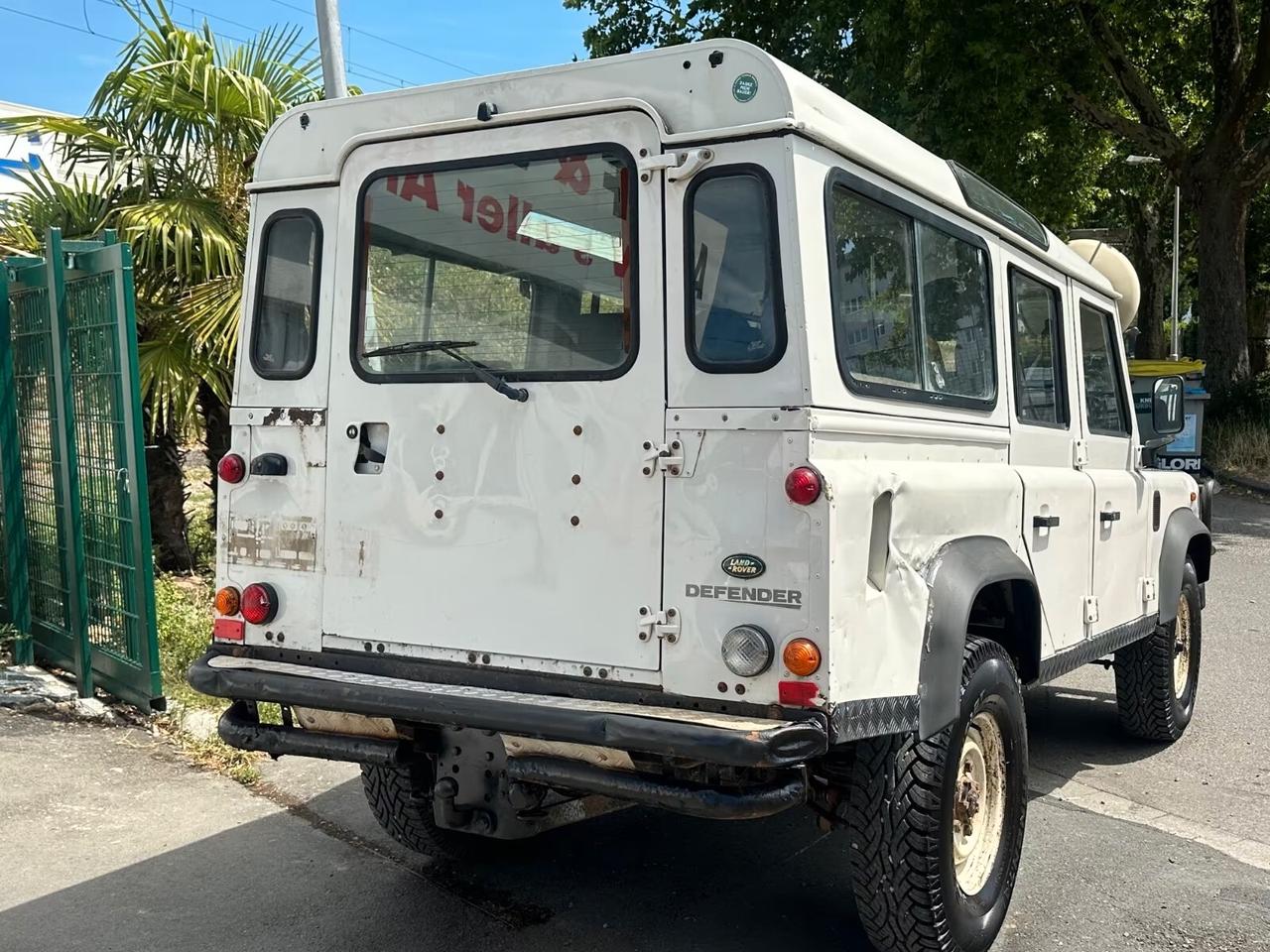 Land Rover Defender 110 Station Wagon CLIMA 7 POSTI