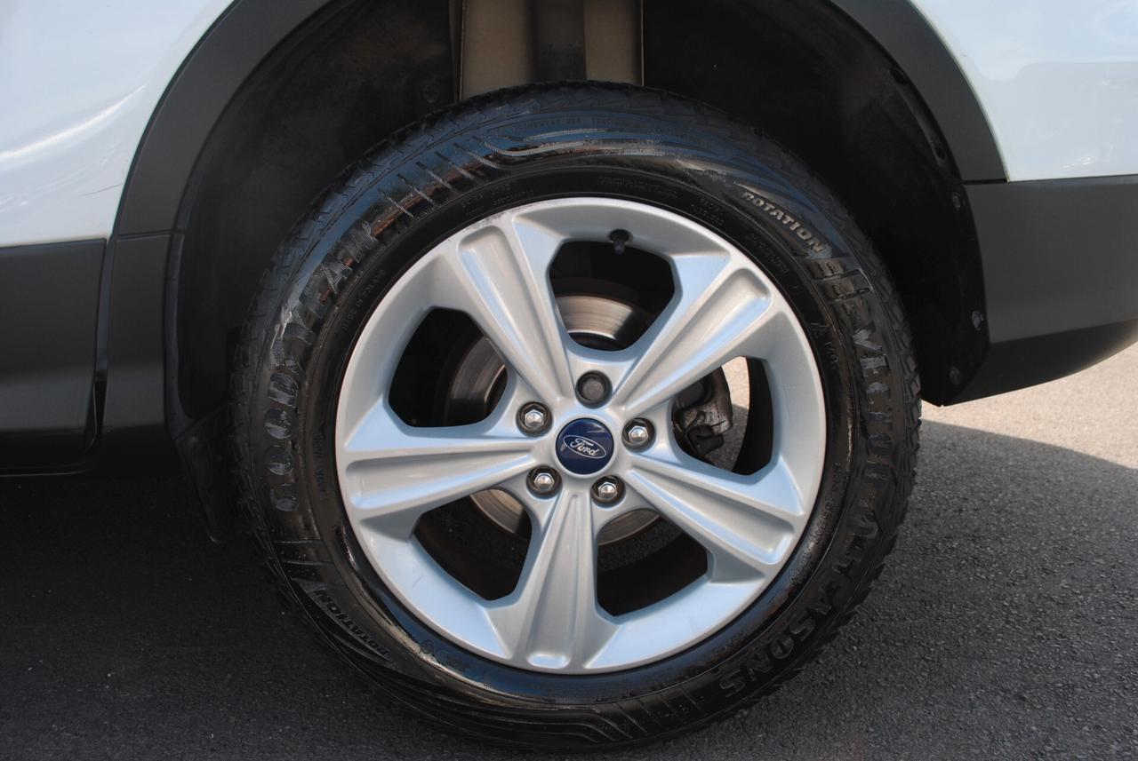 FORD KUGA 2.0 TDCI 120 CV OK NEOPATENTATI