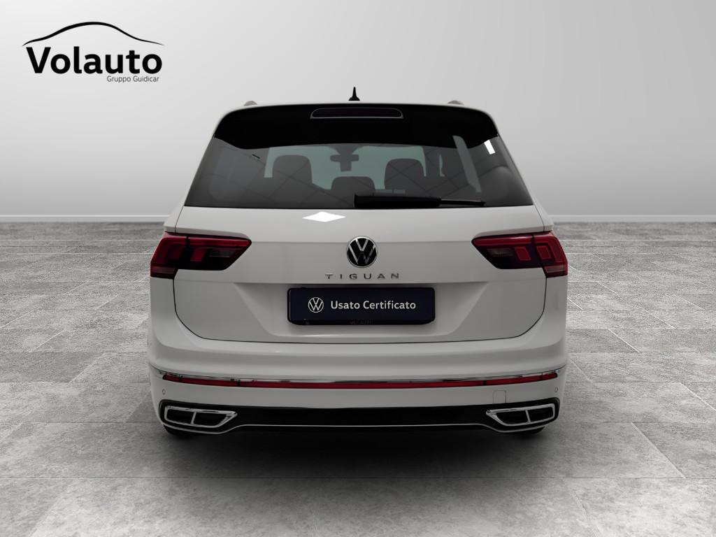VOLKSWAGEN Tiguan II 2021 - Tiguan 1.5 tsi R-Line 150cv dsg