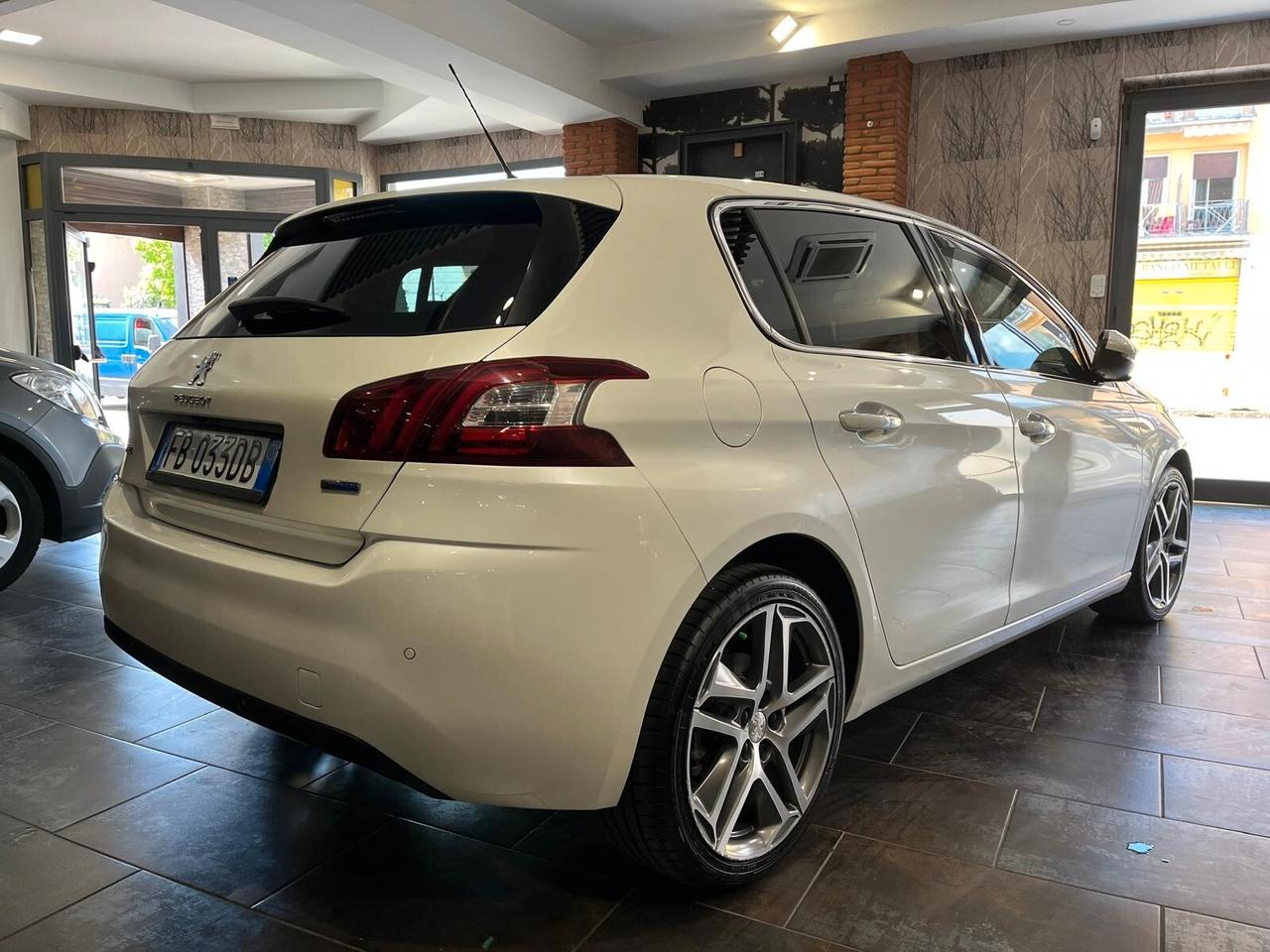 Peugeot 308 BlueHDi 120 S&S Active