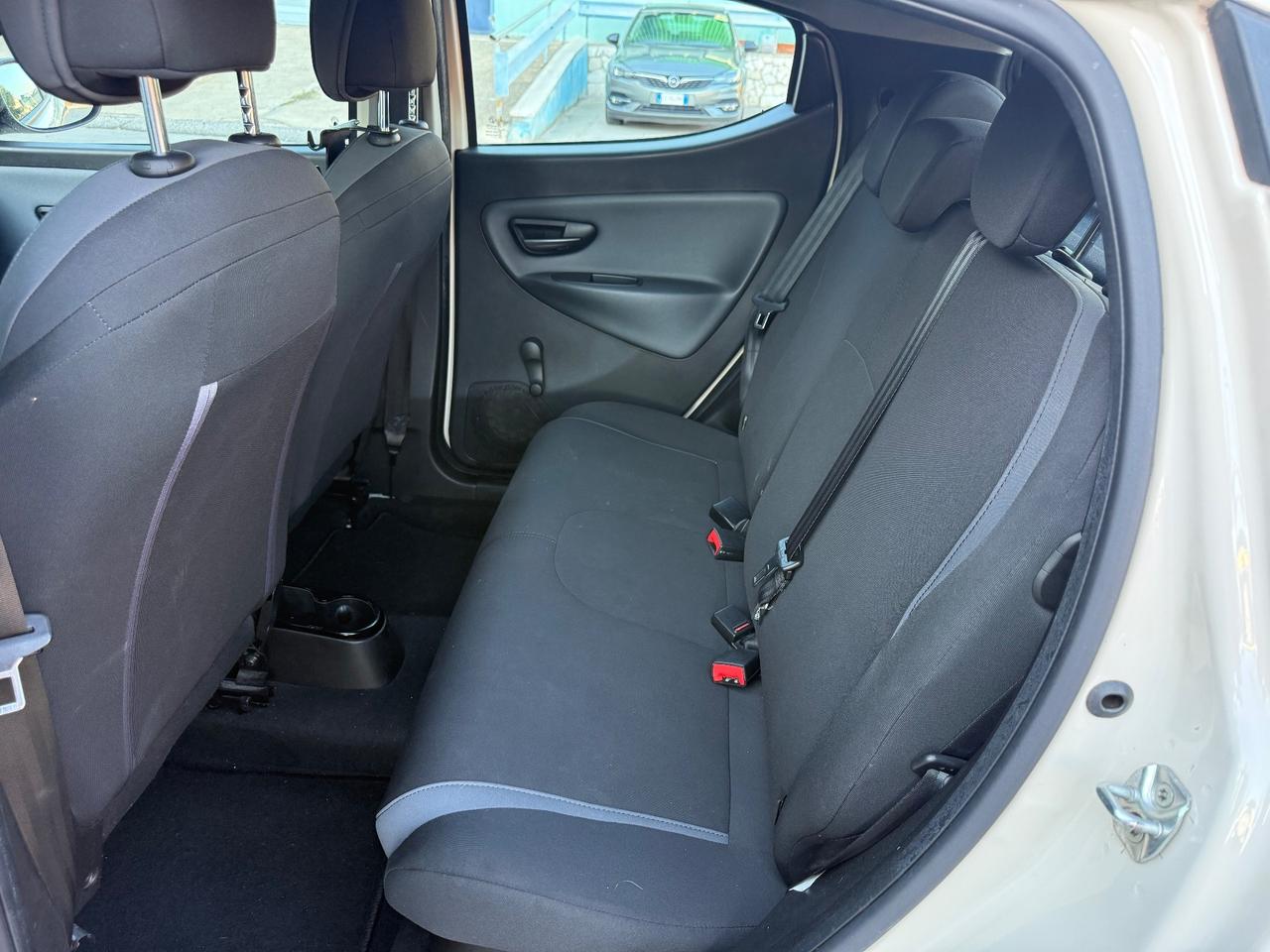 Lancia Ypsilon 1.2 benzina/gpl