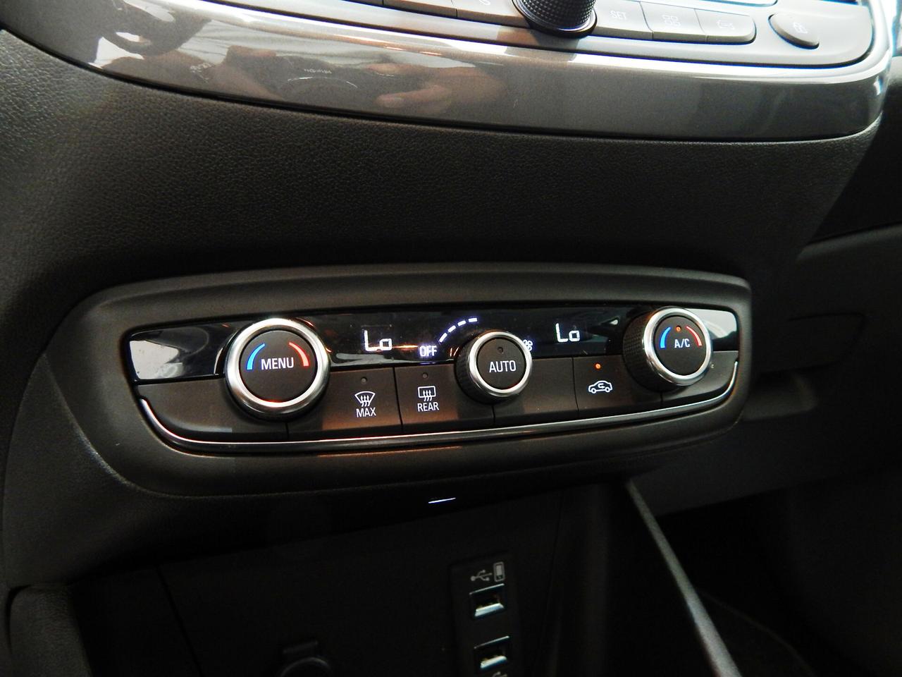 Opel Crossland 1.5 ecotec Ultimate 120cv AT6 NAVI-PELLE-LED