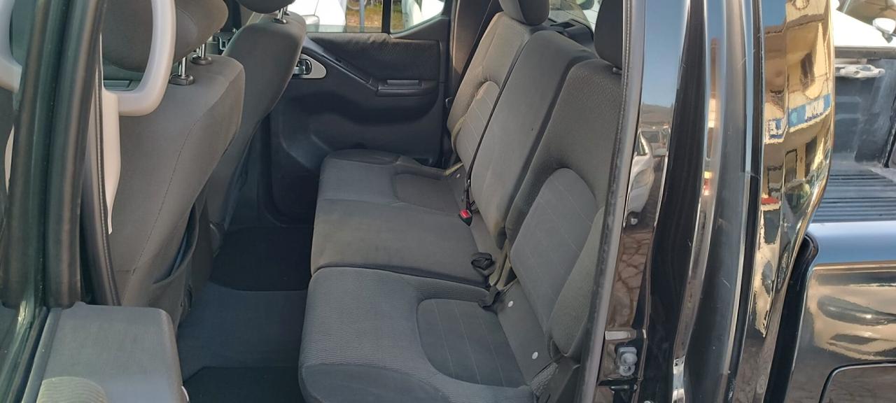 Nissan Navara 2.5 dCi 4 porte Double Cab Sport