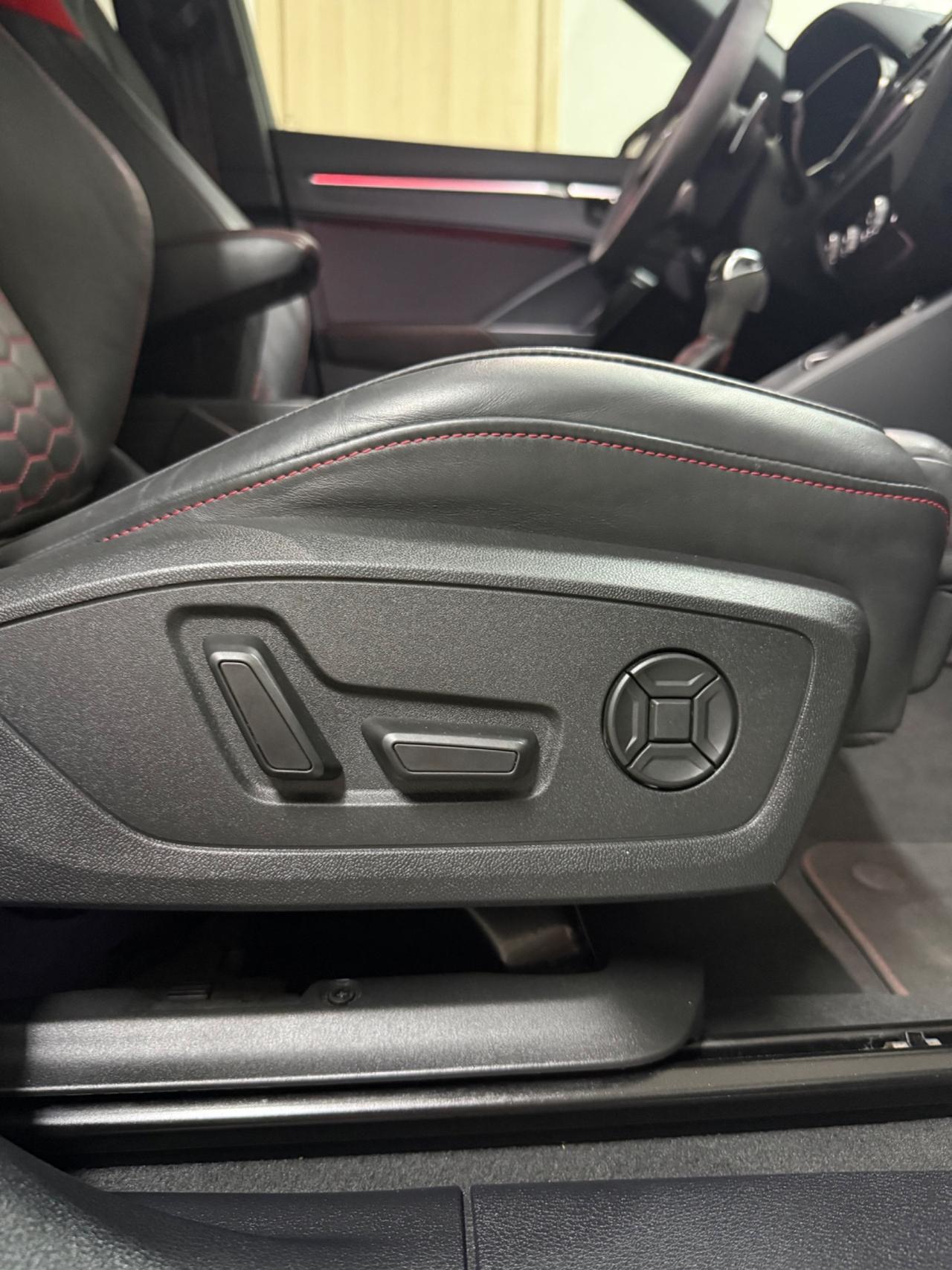Audi Q3 RS SPB quattro S tronic