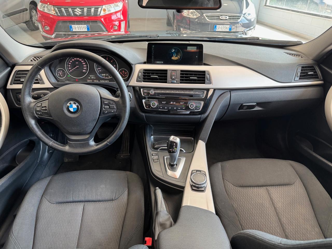Bmw 318 318d xDrive Touring Luxury