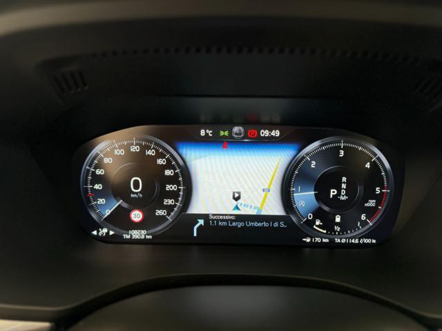 VOLVO XC60 B4 (d) 197cv Geartronic Momentum Pro