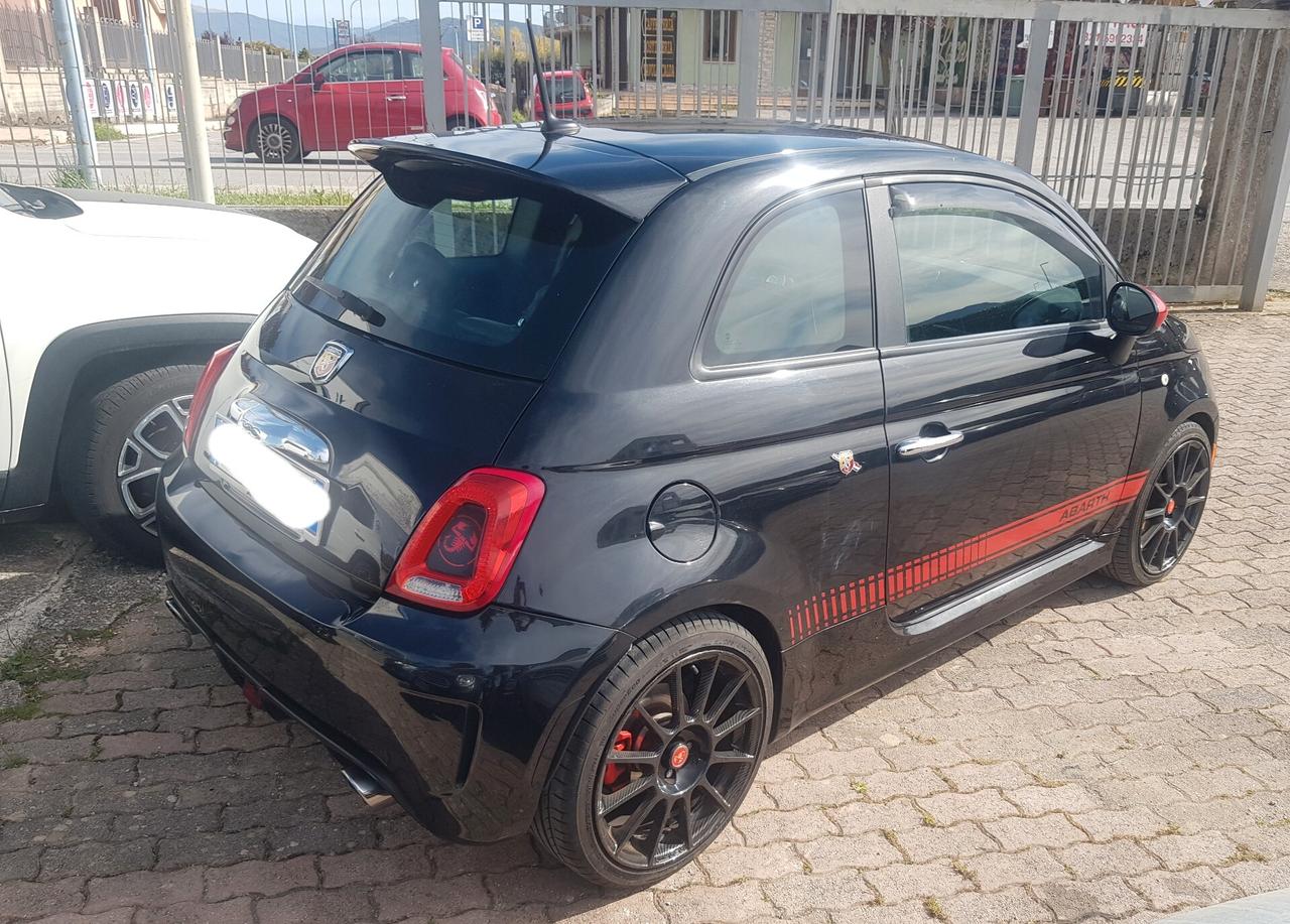 Abarth 500 1.4 Turbo T-Jet Custom