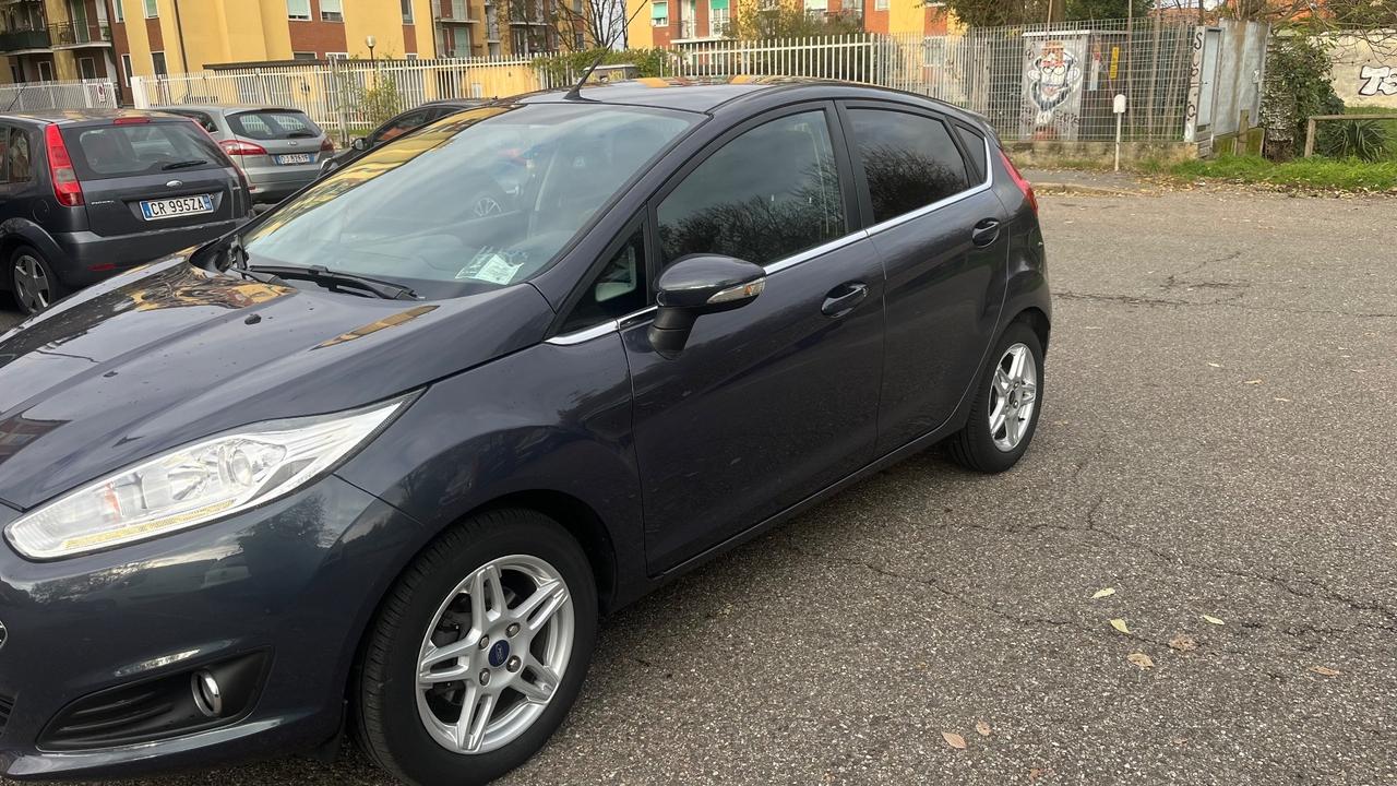 Ford Fiesta 1.2 60CV 5 porte Titanium