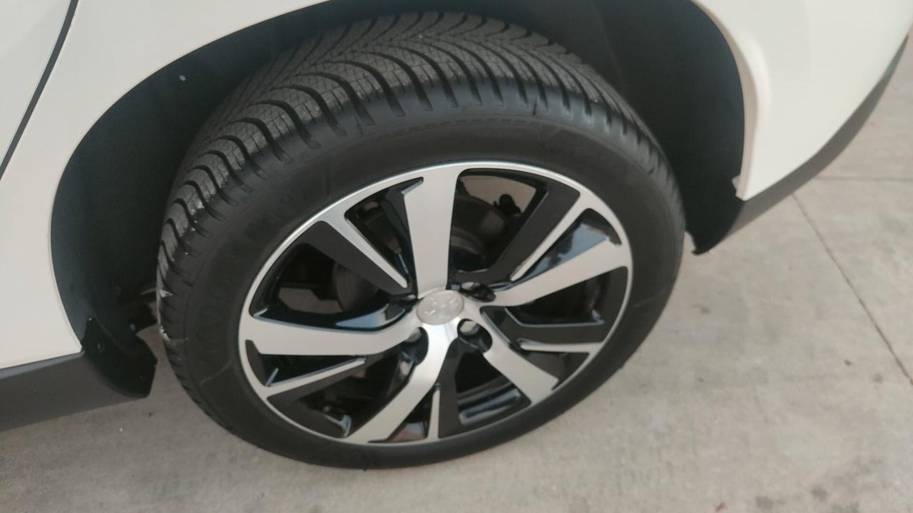 Peugeot 2008 1.6 e-HDi 115 CV Stop&Start Allure