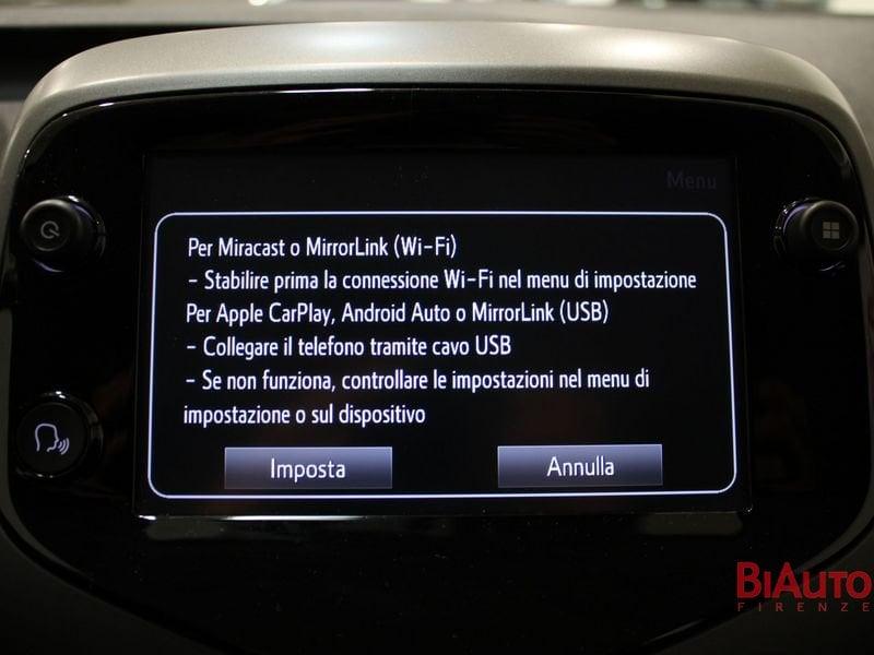 Toyota Aygo Aygo 5p 1.0 x-play m-mt 72cv