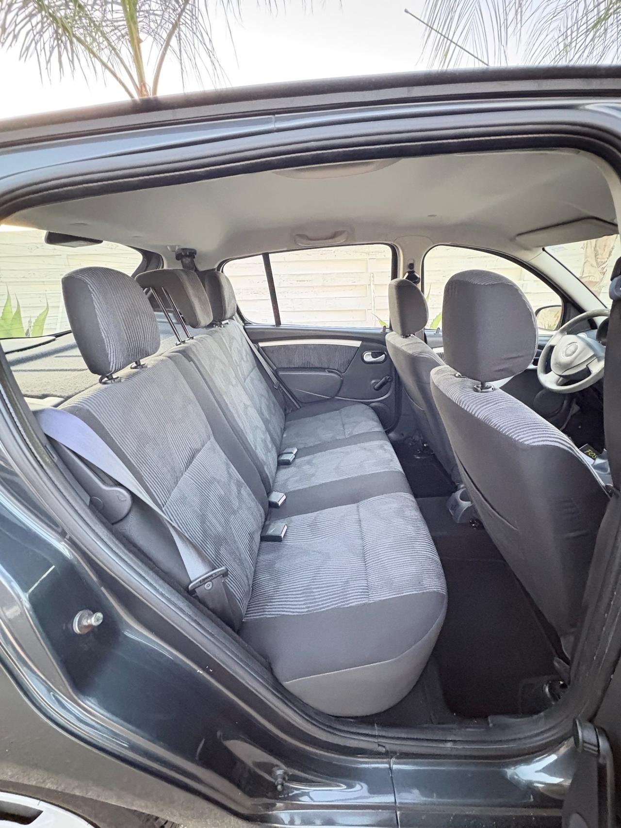 Dacia Sandero 1.4 GPL casa madre adatta a neo patentati