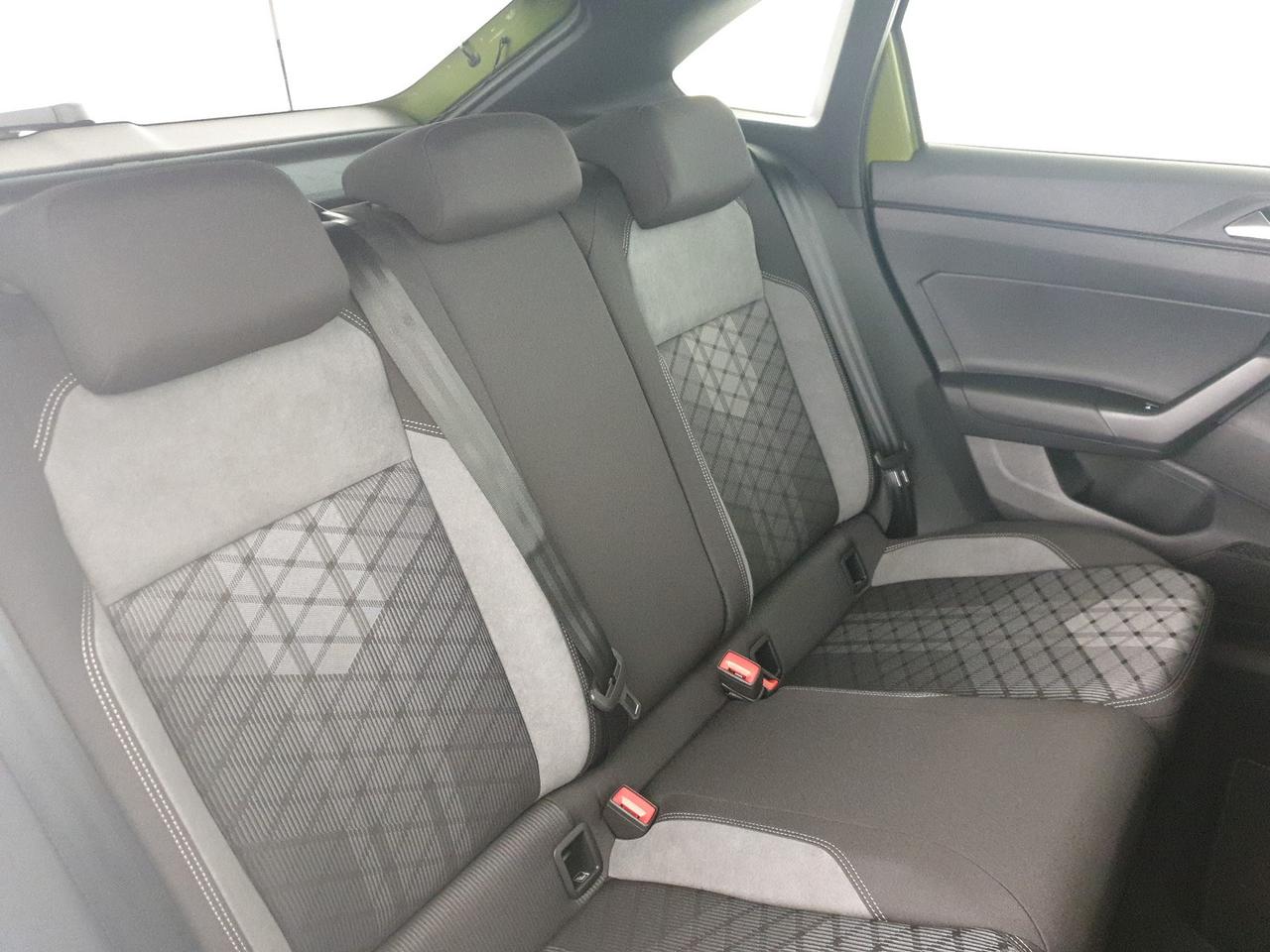Volkswagen Taigo 1.0 tsi r-line plus 115cv dsg